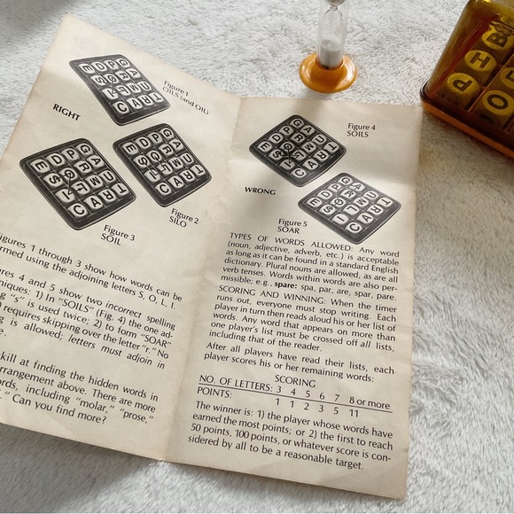Vintage 1976 Boggle Parker Brothers Hidden Word Game - Picture 9 of 14